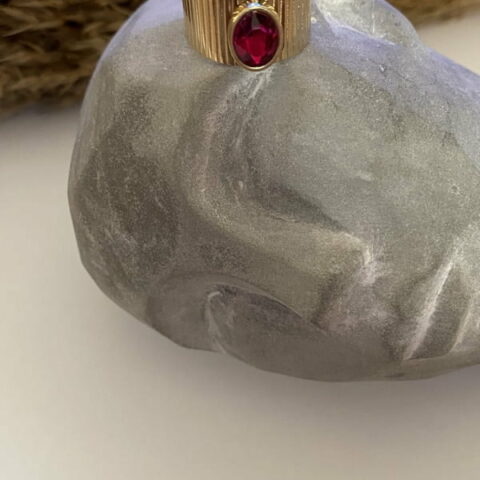 Zircon ring( magenta)