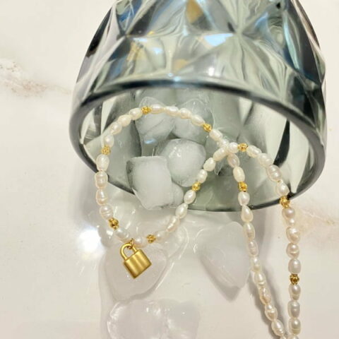 Pearl Necklace With Lock