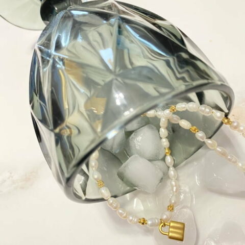 Pearl Necklace With Lock