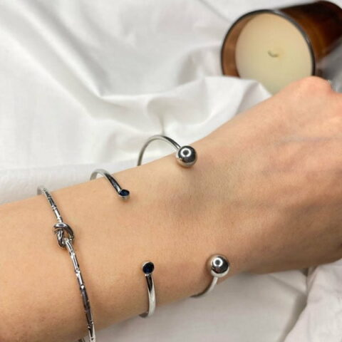 Bangle with balls