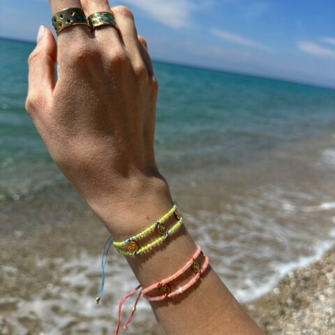 Βραχιόλια Με Φλουριά