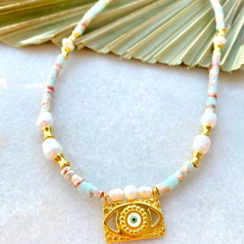 Eye with Amazonite Beads White