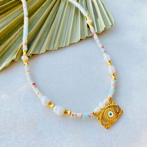 Eye with Amazonite Beads White