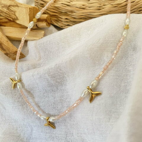 Κολιέ με ουρές φάλαινας