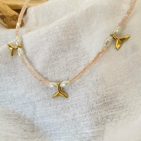 Κολιέ με ουρές φάλαινας