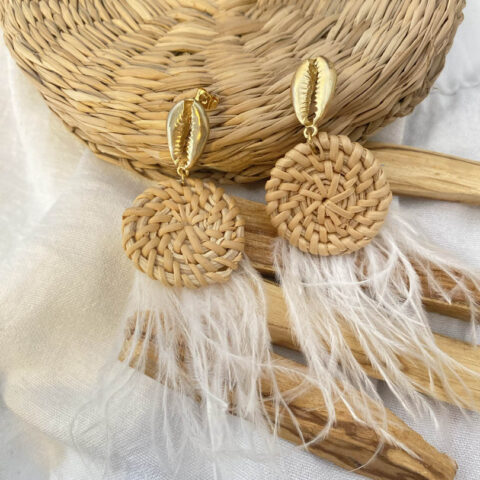 Seashell With Feather Earrings
