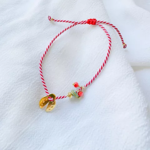 Small ladybug with beads