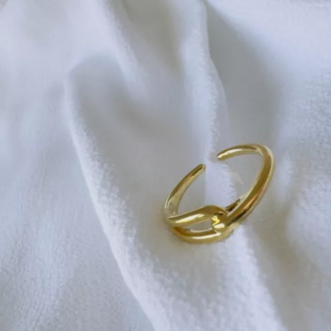 Knot Ring