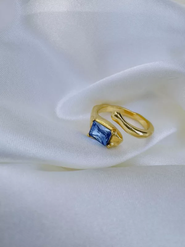 Margot Ring