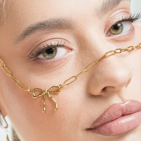 ολιέ με ατσάλινη αλυσίδα και ατσάλινα στοιχεία.