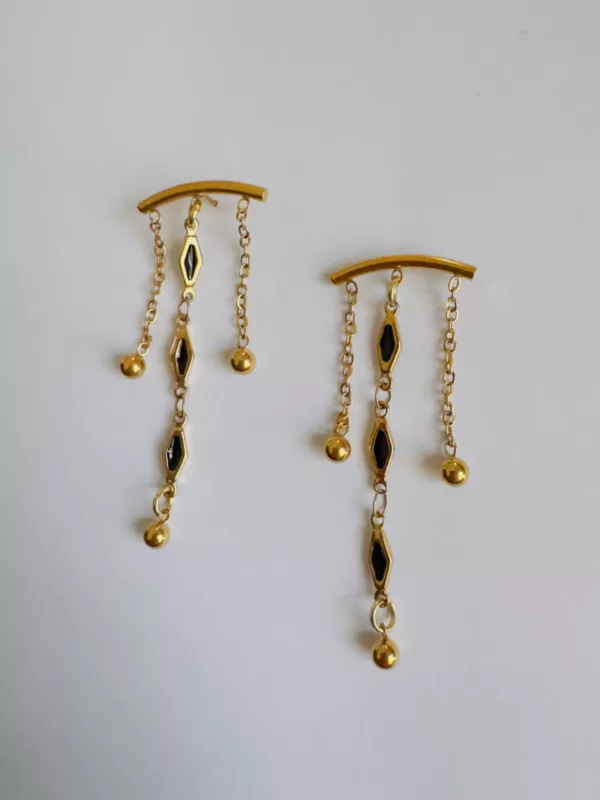Thread Earring