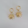 Willow gold earrings 3 Willow Gold earrings – Gold-plated brass, 7.5 cm length, stud design