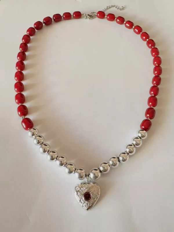 Frostveil Necklace