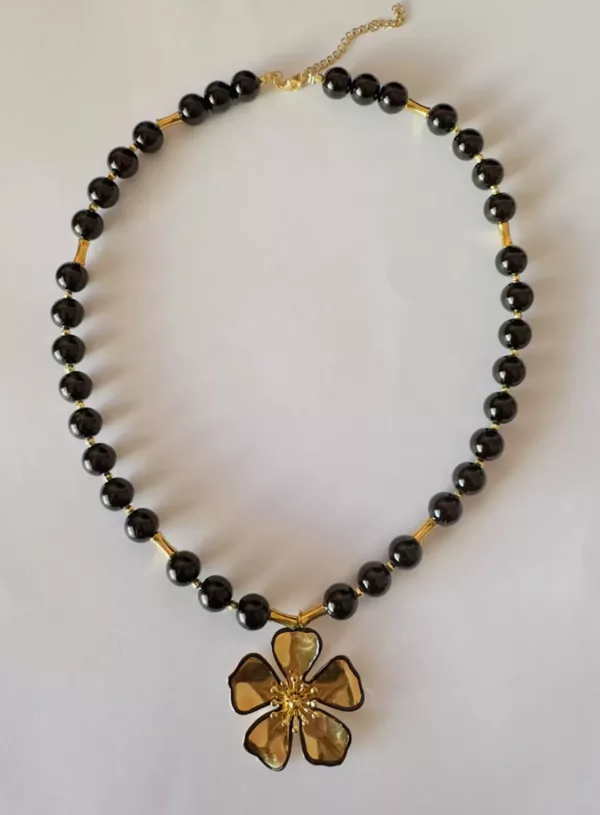 Frostelle Necklace