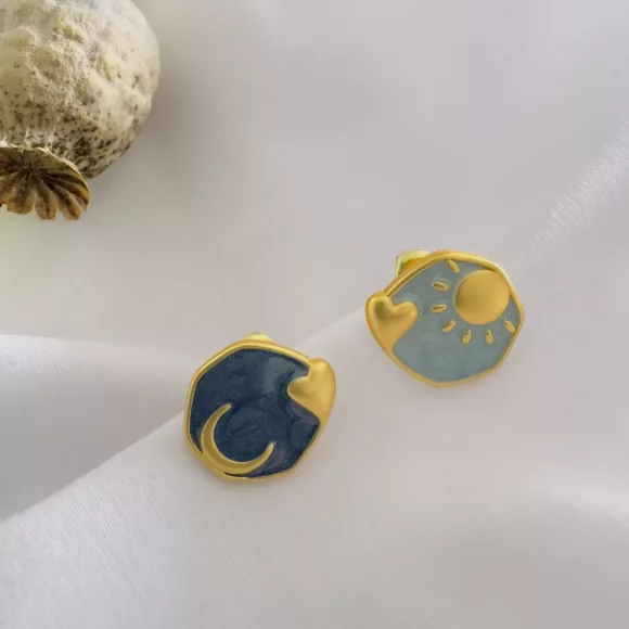 Day-night earrings Day-night earrings